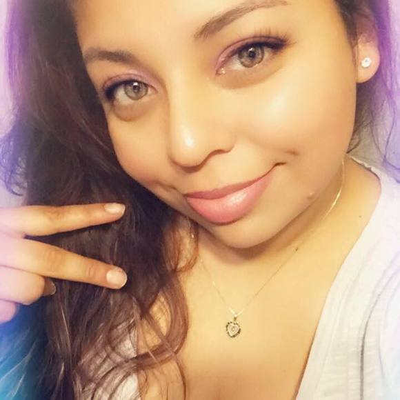 Meet your Posher, Sindy - Picture 1 of 1